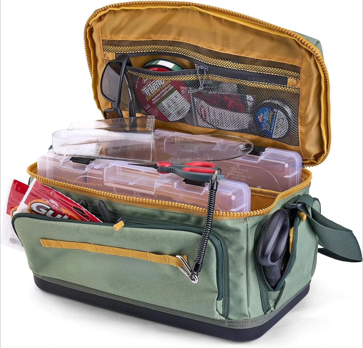 Weekend Series,WEEKEND 3700 TACKLE BAG: Embrace the next level of fishing convenience with a tackle bag designed