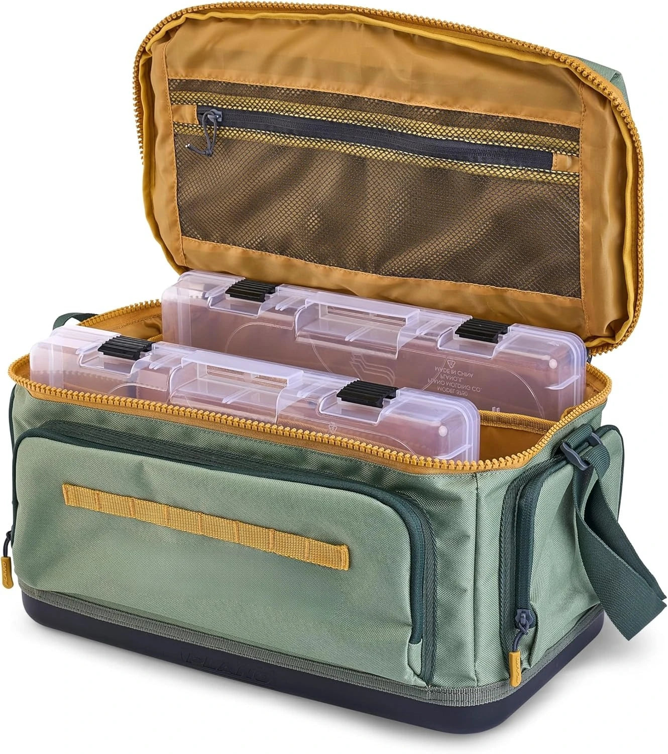 Weekend Series,WEEKEND 3700 TACKLE BAG: Embrace the next level of fishing convenience with a tackle bag designed
