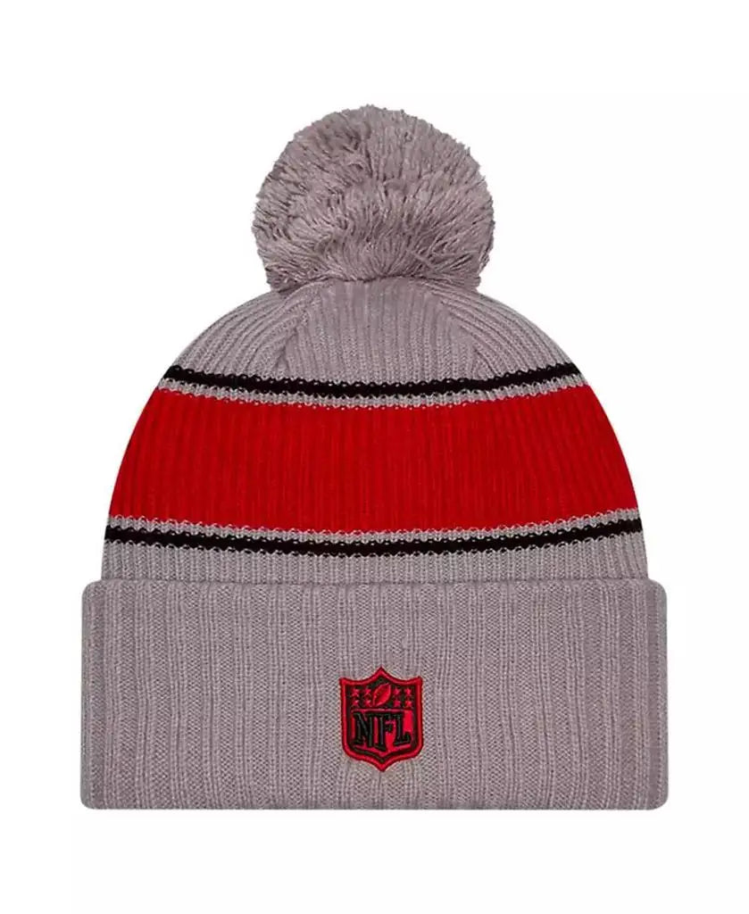 New Era | Men's Gray San Francisco 49ers 2024 Sideline Sport Cuffed Knit Hat with Pom